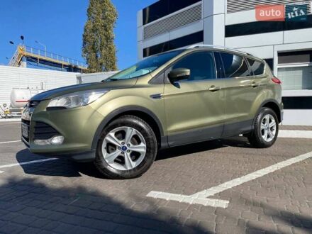 Зелений Форд Куга, об'ємом двигуна 2 л та пробігом 98 тис. км за 13500 $, фото 1 на Automoto.ua