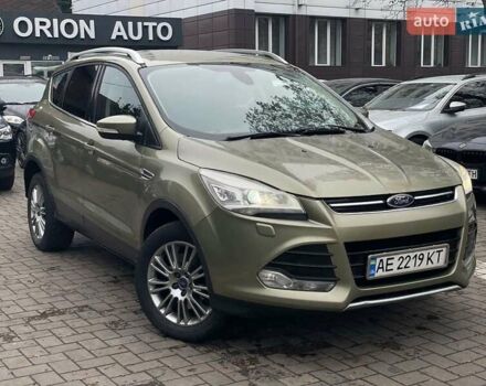 Зеленый Форд Куга, объемом двигателя 2 л и пробегом 231 тыс. км за 11700 $, фото 1 на Automoto.ua