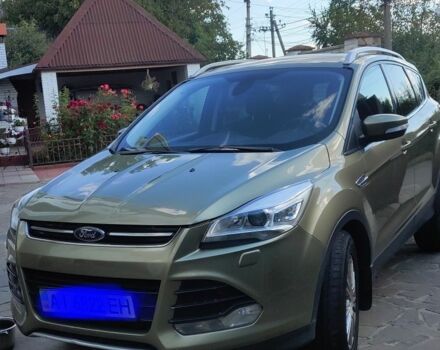 Зеленый Форд Куга, объемом двигателя 2 л и пробегом 149 тыс. км за 13500 $, фото 1 на Automoto.ua