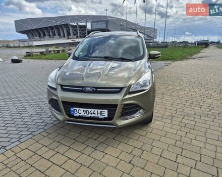 Зелений Форд Куга, об'ємом двигуна 2 л та пробігом 241 тис. км за 13500 $, фото 1 на Automoto.ua