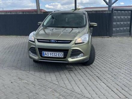 Форд Куга 2014 у Мукачеве на Automoto.ua Зелений Форд Куга, об'ємом двигуна 2 л та пробігом 206 тис. км за 12200 $, фото 1 на Automoto.ua
