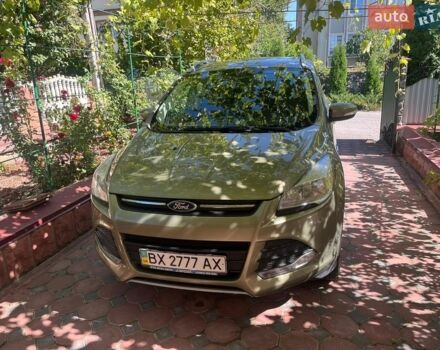 Зелений Форд Куга, об'ємом двигуна 2 л та пробігом 144 тис. км за 12000 $, фото 1 на Automoto.ua