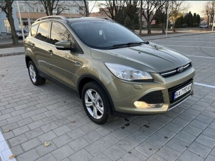 Форд Куга 2015 в Черкассах на Automoto.ua Зеленый Форд Куга, объемом двигателя 2 л и пробегом 179 тыс. км за 12750 $, фото 1 на Automoto.ua