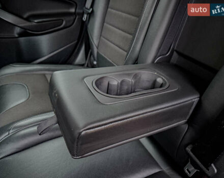 Помаранчевий Форд Куга, об'ємом двигуна 2 л та пробігом 249 тис. км за 14950 $, фото 84 на Automoto.ua