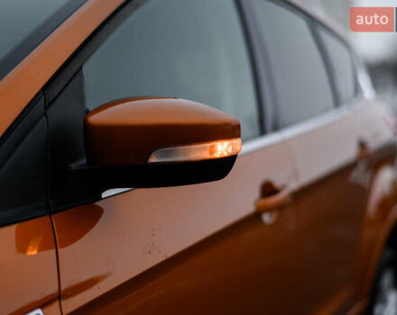 Оранжевый Форд Куга, объемом двигателя 2 л и пробегом 237 тыс. км за 14600 $, фото 22 на Automoto.ua