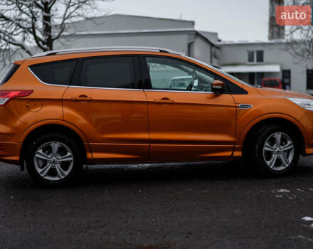 Оранжевый Форд Куга, объемом двигателя 2 л и пробегом 237 тыс. км за 14600 $, фото 14 на Automoto.ua