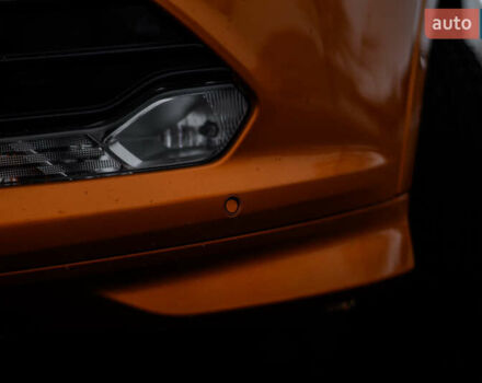 Оранжевый Форд Куга, объемом двигателя 2 л и пробегом 237 тыс. км за 14600 $, фото 19 на Automoto.ua