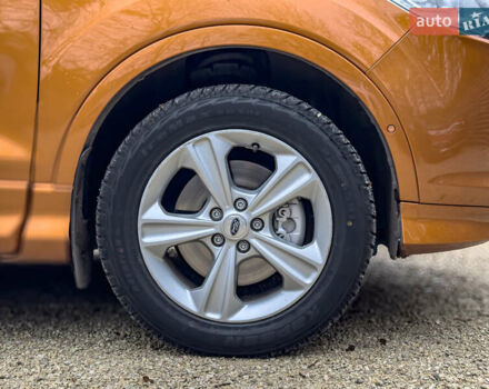 Помаранчевий Форд Куга, об'ємом двигуна 2 л та пробігом 249 тис. км за 14950 $, фото 61 на Automoto.ua