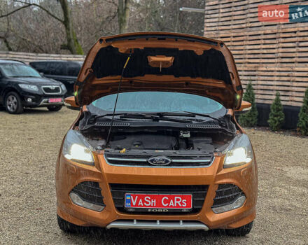 Помаранчевий Форд Куга, об'ємом двигуна 2 л та пробігом 249 тис. км за 14950 $, фото 104 на Automoto.ua