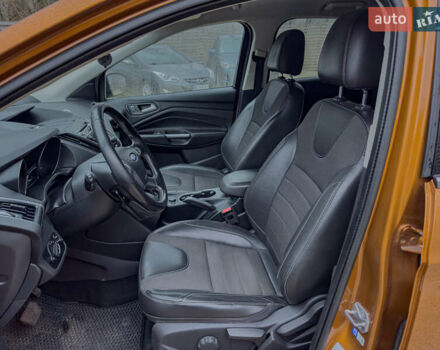 Помаранчевий Форд Куга, об'ємом двигуна 2 л та пробігом 249 тис. км за 14950 $, фото 66 на Automoto.ua