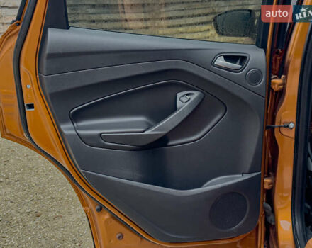 Помаранчевий Форд Куга, об'ємом двигуна 2 л та пробігом 249 тис. км за 14950 $, фото 82 на Automoto.ua