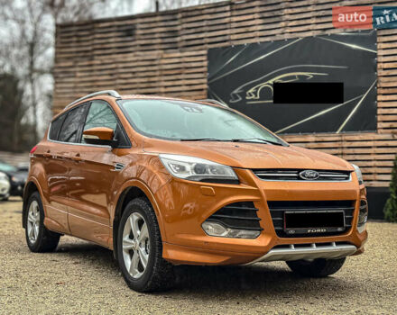Помаранчевий Форд Куга, об'ємом двигуна 2 л та пробігом 249 тис. км за 14950 $, фото 5 на Automoto.ua