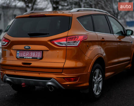 Оранжевый Форд Куга, объемом двигателя 2 л и пробегом 237 тыс. км за 14600 $, фото 11 на Automoto.ua