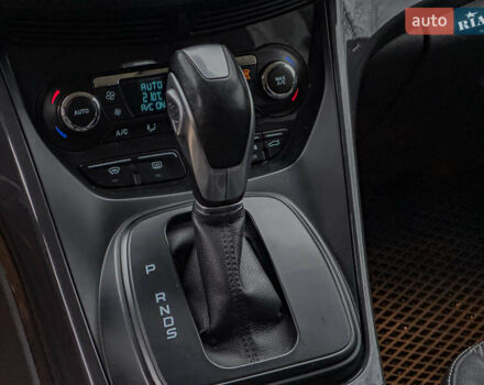 Помаранчевий Форд Куга, об'ємом двигуна 2 л та пробігом 249 тис. км за 14950 $, фото 89 на Automoto.ua