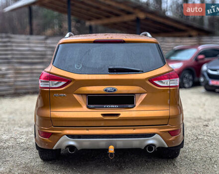 Помаранчевий Форд Куга, об'ємом двигуна 2 л та пробігом 249 тис. км за 14950 $, фото 19 на Automoto.ua