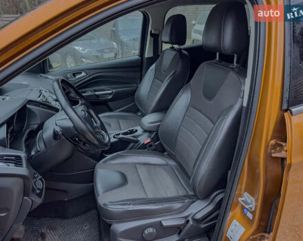 Помаранчевий Форд Куга, об'ємом двигуна 2 л та пробігом 249 тис. км за 14950 $, фото 65 на Automoto.ua