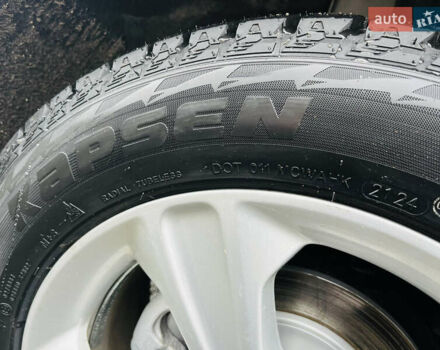 Оранжевый Форд Куга, объемом двигателя 2 л и пробегом 237 тыс. км за 14600 $, фото 42 на Automoto.ua