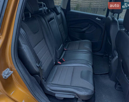 Помаранчевий Форд Куга, об'ємом двигуна 2 л та пробігом 249 тис. км за 14950 $, фото 95 на Automoto.ua