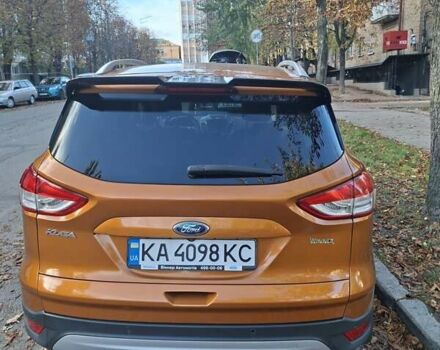 Оранжевый Форд Куга, объемом двигателя 2 л и пробегом 157 тыс. км за 16000 $, фото 4 на Automoto.ua