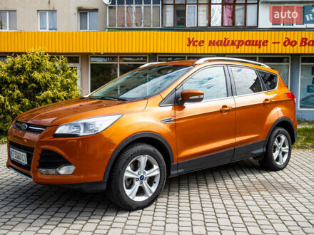 Форд Куга 2015 в Ужгороде на Automoto.ua Оранжевый Форд Куга, объемом двигателя 2 л и пробегом 128 тыс. км за 15200 $, фото 1 на Automoto.ua