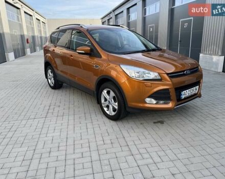 Помаранчевий Форд Куга, об'ємом двигуна 2 л та пробігом 178 тис. км за 14800 $, фото 1 на Automoto.ua