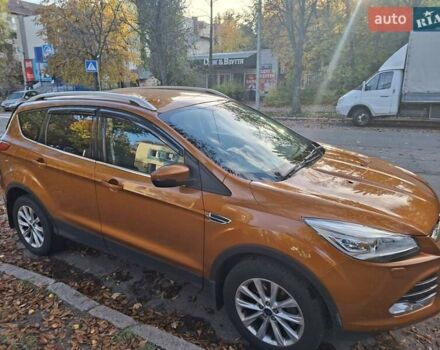 Помаранчевий Форд Куга, об'ємом двигуна 2 л та пробігом 157 тис. км за 16000 $, фото 1 на Automoto.ua