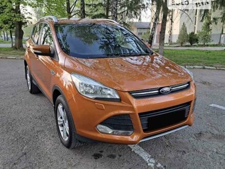 Форд Куга 2015 у Чернівцях на Automoto.ua Помаранчевий Форд Куга, об'ємом двигуна 2 л та пробігом 75 тис. км за 15900 $, фото 1 на Automoto.ua