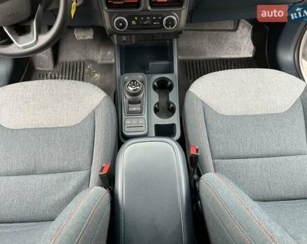 Білий Форд Маверік, об'ємом двигуна 2.49 л та пробігом 38 тис. км за 35000 $, фото 23 на Automoto.ua