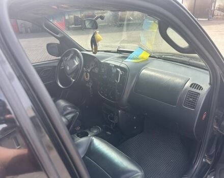 Черный Форд Маверик, объемом двигателя 3 л и пробегом 300 тыс. км за 4050 $, фото 7 на Automoto.ua