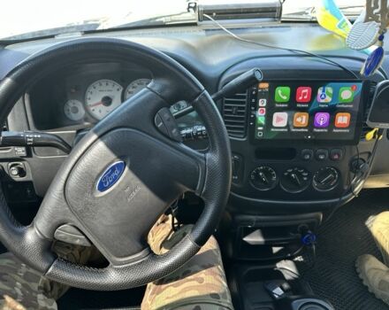 Черный Форд Маверик, объемом двигателя 3 л и пробегом 300 тыс. км за 4050 $, фото 9 на Automoto.ua