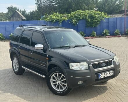 Черный Форд Маверик, объемом двигателя 3 л и пробегом 300 тыс. км за 4050 $, фото 1 на Automoto.ua