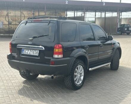 Черный Форд Маверик, объемом двигателя 3 л и пробегом 300 тыс. км за 4050 $, фото 3 на Automoto.ua