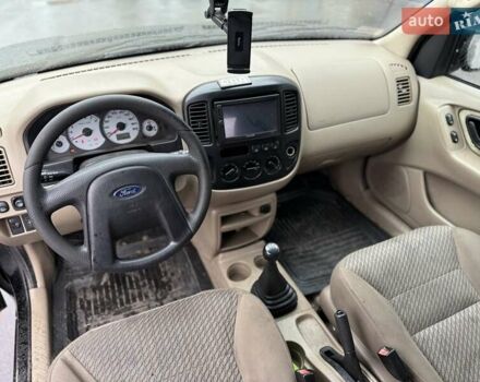 Черный Форд Маверик, объемом двигателя 2 л и пробегом 290 тыс. км за 3600 $, фото 11 на Automoto.ua