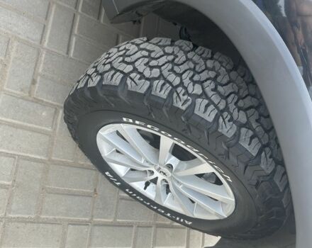 Черный Форд Маверик, объемом двигателя 3 л и пробегом 300 тыс. км за 4050 $, фото 5 на Automoto.ua