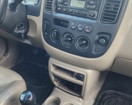 Черный Форд Маверик, объемом двигателя 2 л и пробегом 292 тыс. км за 3700 $, фото 7 на Automoto.ua