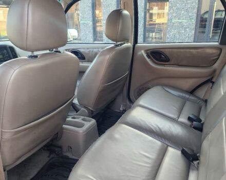 Черный Форд Маверик, объемом двигателя 2 л и пробегом 292 тыс. км за 3700 $, фото 5 на Automoto.ua