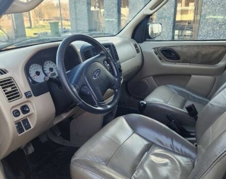 Черный Форд Маверик, объемом двигателя 2 л и пробегом 292 тыс. км за 3700 $, фото 4 на Automoto.ua