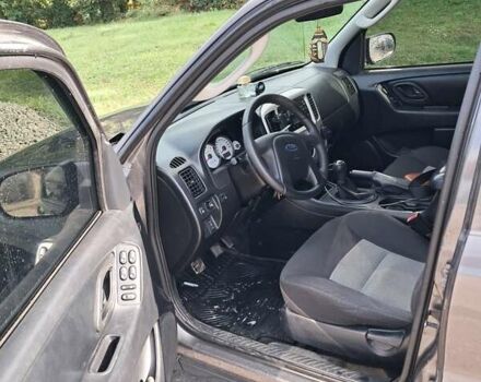 Коричневый Форд Маверик, объемом двигателя 2.3 л и пробегом 270 тыс. км за 5400 $, фото 5 на Automoto.ua