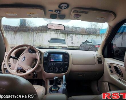 Форд Маверик 2005 в Кременчуге на Automoto.ua Форд Маверик, объемом двигателя 2.3 л и пробегом 400 тыс. км за 3500 $, фото 2 на Automoto.ua