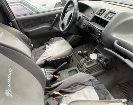 Зелений Форд Маверік, об'ємом двигуна 2.7 л та пробігом 235 тис. км за 1200 $, фото 5 на Automoto.ua