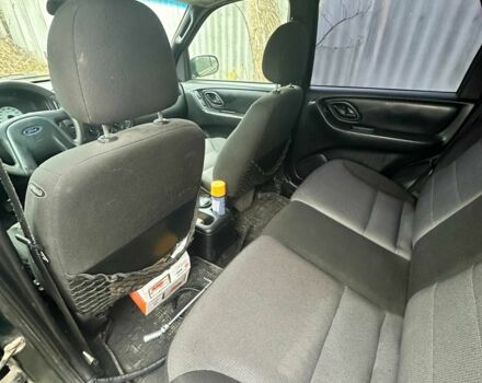Зеленый Форд Маверик, объемом двигателя 2 л и пробегом 254 тыс. км за 2500 $, фото 4 на Automoto.ua