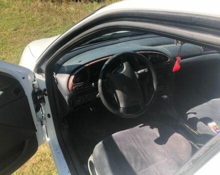 Белый Форд Мондео, объемом двигателя 2.5 л и пробегом 223 тыс. км за 1300 $, фото 1 на Automoto.ua