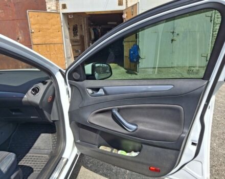 Білий Форд Мондео, об'ємом двигуна 1.6 л та пробігом 90 тис. км за 10000 $, фото 12 на Automoto.ua