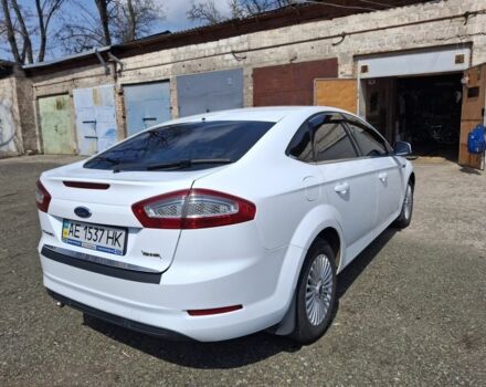 Білий Форд Мондео, об'ємом двигуна 1.6 л та пробігом 90 тис. км за 10000 $, фото 5 на Automoto.ua