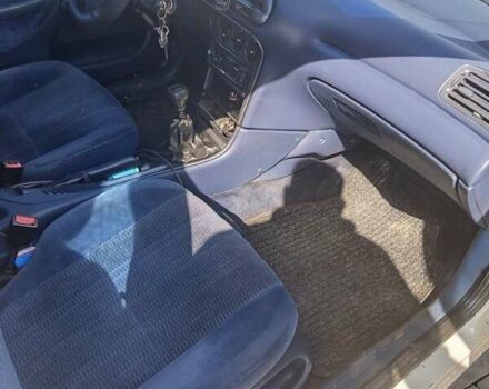 Белый Форд Мондео, объемом двигателя 1.6 л и пробегом 255 тыс. км за 1350 $, фото 4 на Automoto.ua