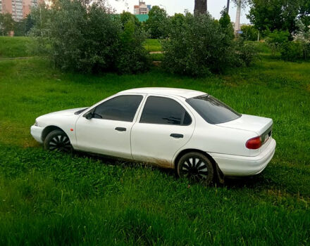 Білий Форд Мондео, об'ємом двигуна 1.8 л та пробігом 86 тис. км за 1400 $, фото 4 на Automoto.ua