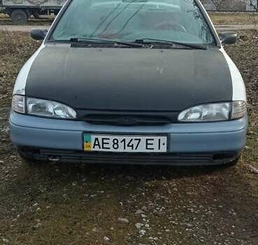 Белый Форд Мондео, объемом двигателя 1.6 л и пробегом 174 тыс. км за 1750 $, фото 8 на Automoto.ua