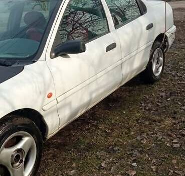 Белый Форд Мондео, объемом двигателя 1.6 л и пробегом 174 тыс. км за 1750 $, фото 6 на Automoto.ua