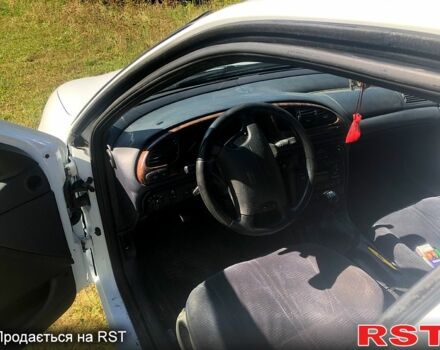 Білий Форд Мондео, об'ємом двигуна 2.5 л та пробігом 223 тис. км за 1800 $, фото 3 на Automoto.ua