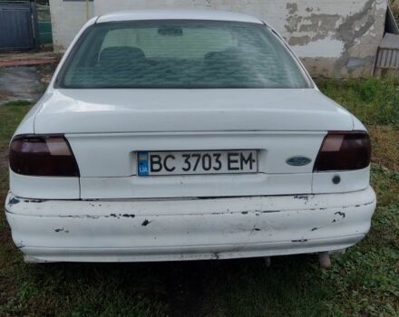Форд Мондео 1996 в Умани на Automoto.ua Белый Форд Мондео, объемом двигателя 2 л и пробегом 334 тыс. км за 900 $, фото 4 на Automoto.ua